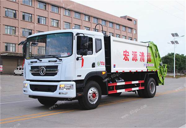 東風多利卡D9壓縮垃圾車