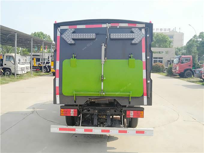 福田時(shí)代3方掃路車
