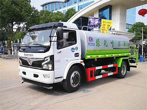 9噸灑水車多少錢，東風福瑞卡9噸灑水車配置參數
