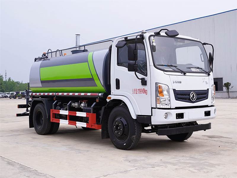 東風(fēng)華神9噸灑水車