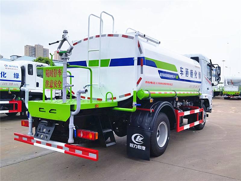 國(guó)六東風(fēng)華神12噸灑水車