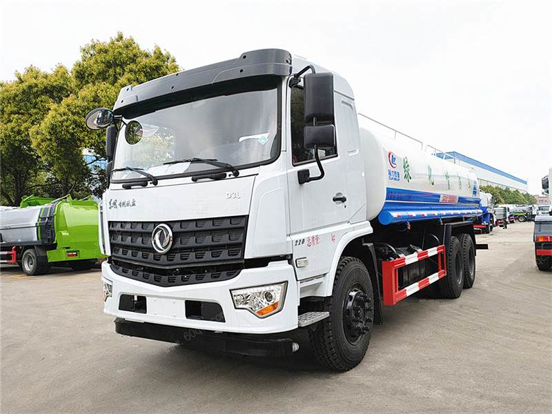 東風(fēng)專用底盤D3后雙橋灑水車