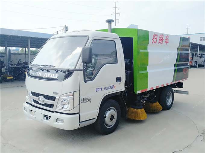 福田時(shí)代小型掃路車