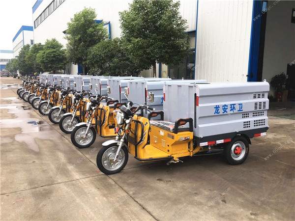 電動(dòng)三輪高壓清洗車