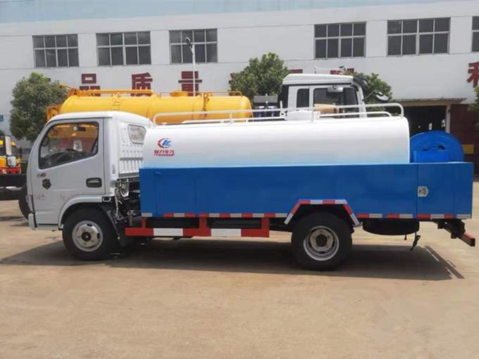 東風(fēng)多利卡D6高壓清洗車(chē)
